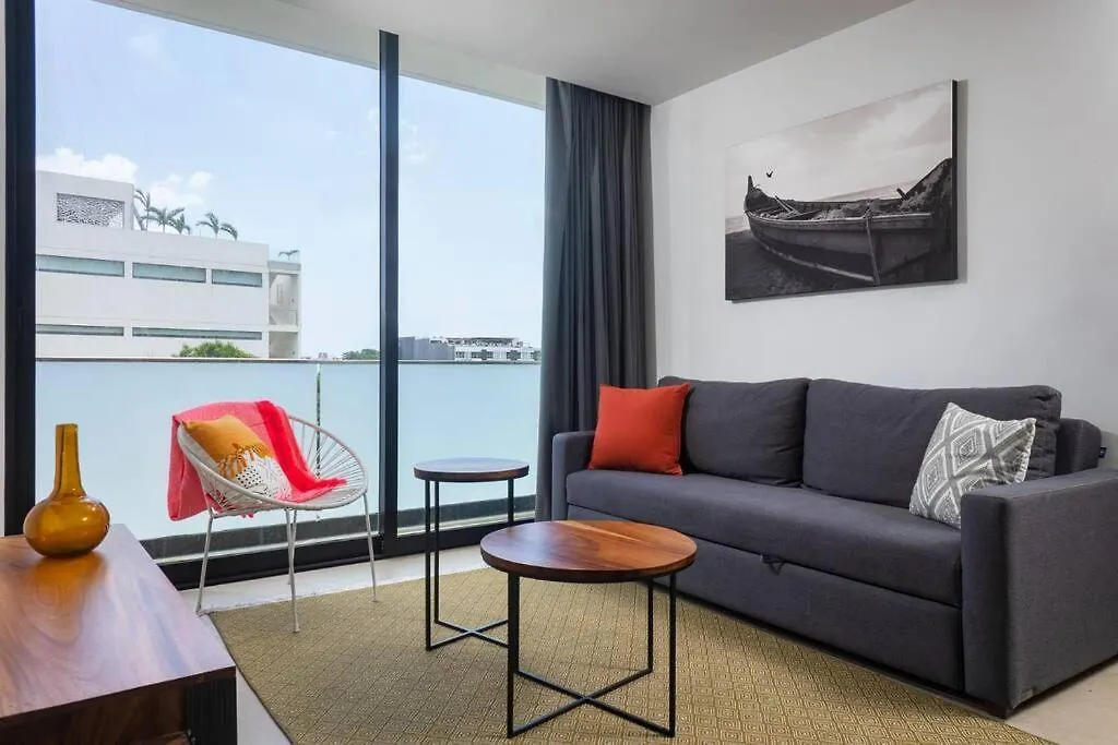 Downtown Modern Apartment Unique Location 普拉亚卡门
